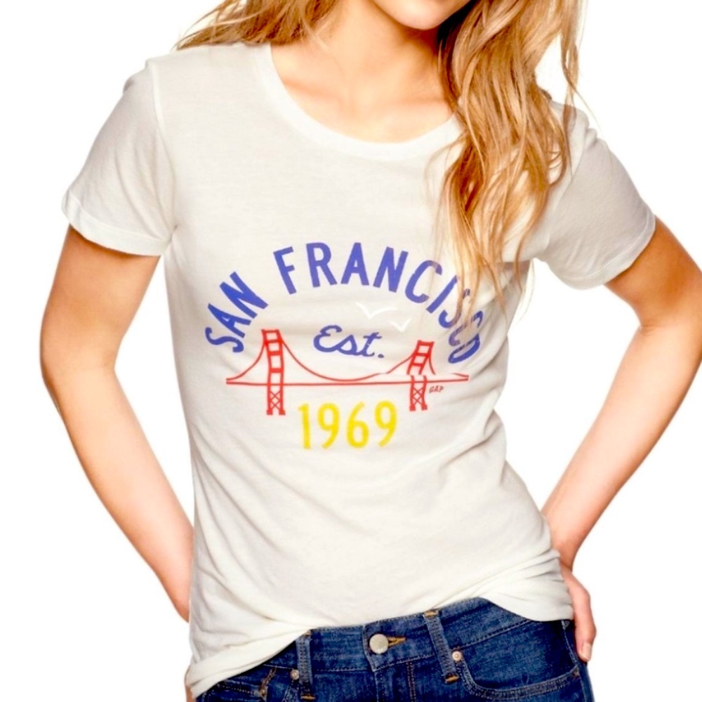 NEVER WORN GAP PIMA COTTON CREWNECK TEE - SAN FRANCISCO GRAPHIC EMBROIDERED TRIM